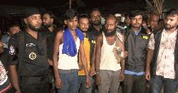রংপুরে বালুভর্তি ট্রাক থেকে বিপুল পরিমাণ গাঁজা উদ্ধার, গ্রেফতার ২