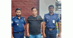 ঢাকা বিমানবন্দর থেকে গ্রেফতার হলেন আ’লীগ নেতা তারেক শামস খান হিমু