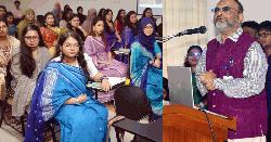 দলাদলি নয়, শিক্ষার ভিত্তি গড়ে তোলার আহ্বান ঢাবি উপাচার্যের