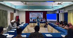 খুলনায় গুজব প্রতিরোধে ফ্যাক্ট-চেকিং প্রশিক্ষণ কর্মশালা শুরু
