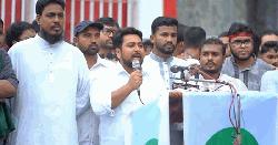 ব্লকেড সরিয়ে নেয়ার আহ্বান নাহিদ ইসলামের
