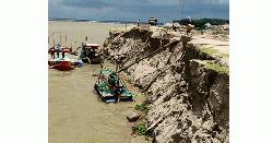 ভাঙন আতঙ্কে চার ইউনিয়নের হাজারো মানুষ