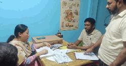 ভুয়া চিকিৎসকের খপ্পরে চোখ হারালেন রোগী