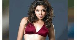 হেনস্তার শিকার তনুশ্রী দত্ত