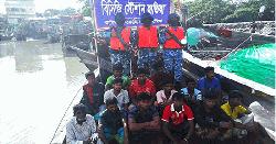 ৯৯৯ এ জীবন বাঁচলো ১৪ জেলের