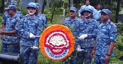  নিহত শিক্ষার্থী হুমায়রা ও তানভীরের কবরে বিমান বাহিনীর শ্রদ্ধা