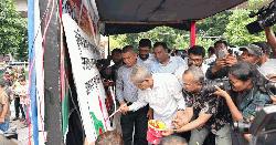 সাংবাদিক ভাইয়েরা কালোকে কালো সাদাকে সাদা বলতে শিখুন: মির্জা ফখরুল