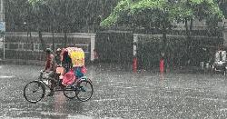তিন বিভাগে অতিভারি বৃষ্টির আভাস 