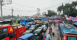 শিক্ষার্থীদের সঙ্গে সংঘর্ষ, সুনামগঞ্জে পরিবহন শ্রমিকদের ধর্মঘট