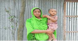 পায়ুপথ নেই ২০ মাস বয়সী শিশুর, বাঁচাতে মায়ের আকুতি