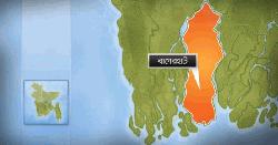 বাগেরহাটে চোরাই পিকআপ ও মালামালসহ যুবক আটক