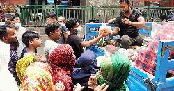 ট্রাকে টিসিবির পণ্য বিক্রি শুরু আজ, যে দামে মিলবে তেল-চিনি-ডাল