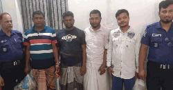 আশুলিয়ায় পুলিশের সাঁড়াশি অভিযান : হত্যা মামলার আসামিসহ গ্রেপ্তার ১৯