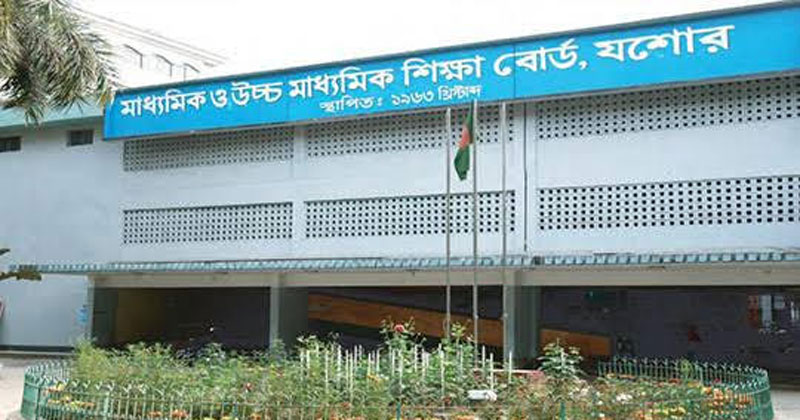 কাঙ্ক্ষিত ফলাফল পাওয়া থেকে বঞ্চিত ৪৯ হাজার ৭৭৯ পরীক্ষার্থী উত্তর পত্র পুনঃনিরীক্ষার আবেদন করে।