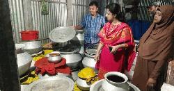 অবৈধ ও অস্বাস্থ্যকর ছানা তৈরির অভিযোগে তিন প্রতিষ্ঠানকে জরিমানা