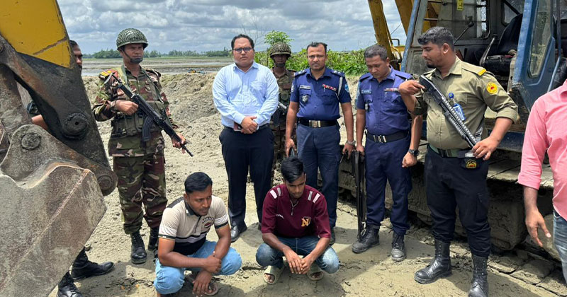 সোনাগাজীতে অবৈধ বালু মহালে অভিযান, ২ জনের কারাদণ্ড