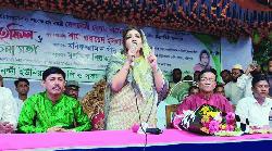 অন্যদের সমালোচনা না করে নিজের দলটা গোছান : শামা ওবায়েদ