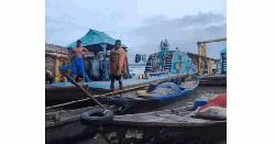 গজারিয়ায় নদীতে রাখা বাল্কহেডে ডাকাতি, আটক ৩ 