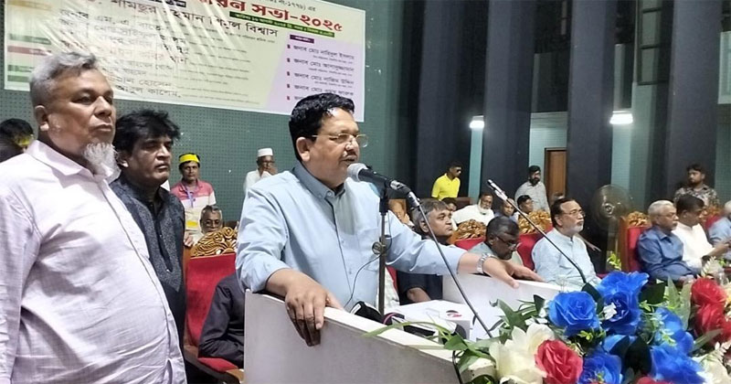 পথে পথে সন্ত্রাস ডাকাতি ছিনতাই চাঁদাবাজিতে পরিবহণ সেক্টর অতিষ্ঠ