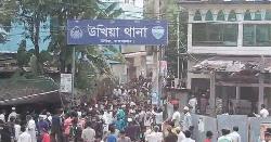 রোহিঙ্গা ক্যাম্পে চাকরিচ্যুত শিক্ষকদের আন্দোলন