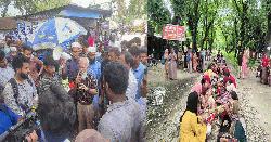 কম্বাইন্ড ডিগ্রির দাবিতে বাকৃবিতে রেলপথ অবরোধ