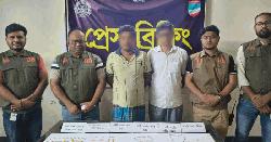 জাদু দেখিয়ে স্বর্ণালঙ্কার হাতিয়ে নেয়া ‘জাদুকর’ আটক