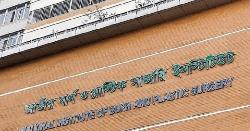 গ্যাস লিকেজ থেকে বিস্ফোরণ: একই পরিবারে দগ্ধ ১০