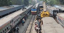 রাজধানীতে ট্রেনের বগি লাইনচ্যুত