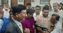 একাত্তরের অমীমাংসিত বিষয়গুলো নিয়ে আলোচনা চালিয়ে যেতে একমত বাংলাদেশ-পাকিস্তান