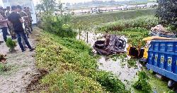 সেনাবাহিনীর গাড়িতে ট্রাকের ধাক্কা, ৮ সেনাসদস্য আহত