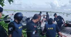 মেঘনা নদীতে জলদস্যুদলের আস্তানায় আইনশৃঙ্খলা বাহিনীর যৌথ অভিযান