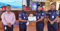 চট্টগ্রাম জেলার শ্রেষ্ঠ মাদক উদ্ধারকারী হলেন বাঁশখালী থানার এসআই জামাল