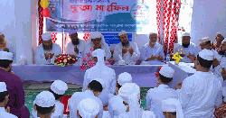 দারুল আরক্বম তাহফিজুল কুরআন মাদরাসায় হিফজ সবক প্রদান