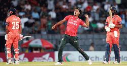 টাইগারদের কাছে ১০৩ রানে গুটিয়ে গেলো ডাচরা