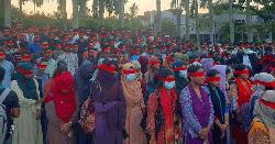 বহিরাগতদের হামলার প্রতিবাদে বাকৃবিতে ‘রেড মার্চ ফর জাস্টিস’