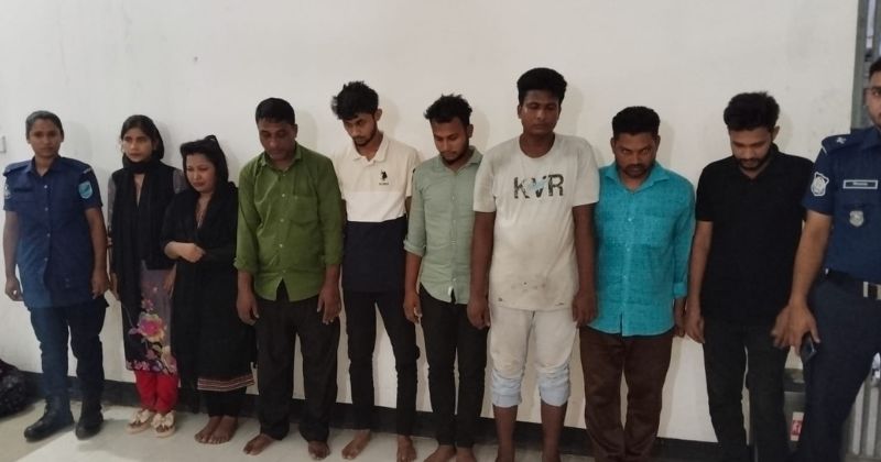 আশুলিয়ায় আবাসিক হোটেলে অভিযান, আটক ৮