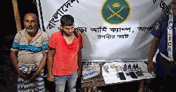 আশুলিয়ায় ফেনসিডিলসহ ২ মাদক কারবারি আটক