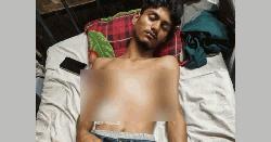 নেশার আড্ডা বসানোর প্রতিবাদ করায় যুবককে ছুরিকাঘাত