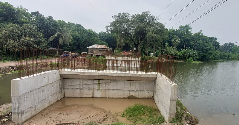  গোয়ালদহ গ্রামের শেষ প্রান্তে হরিহর নদ