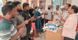  নাগেশ্বরীতে লাল কলম প্রদর্শন করে বাল্যবিয়ের বিরুদ্ধে শপথ