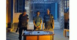 অবৈধ অস্ত্রসহ স্বেচ্ছাসেবক দল নেতা যৌথবাহিনীর হাতে আটক