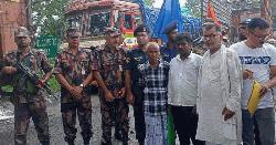 ৬ মাসের সাজা, ৬ বছরের অপেক্ষা, অবশেষে ভারতে ফিরলেন রামদেব