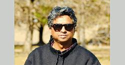 মীর্জা গালিবরা বিদেশের জীবন বেছে নিয়েছে, রাকিবরা রাজপথে রয়ে গেছে