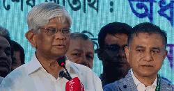 ‘ঢাকার চিকিৎসকরা বাইরে যেতে চায় না, অনেকে ঢাকায় আসার তদবির করে’