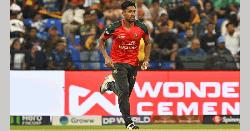 সাকিবের রেকর্ড ছুঁয়ে বিশ্বরেকর্ডের কাছে মুস্তাফিজ