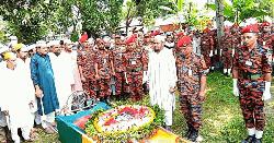 ফায়ার ফাইটার নুরুল হুদাকে গফরগাঁওয়ে রাষ্ট্রীয় মর্যাদায় দাফন
