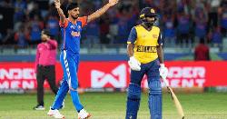 রোমাঞ্চে ঠাসা ম্যাচে শ্রীলঙ্কাকে সুপার ওভারে হারালো ভারত