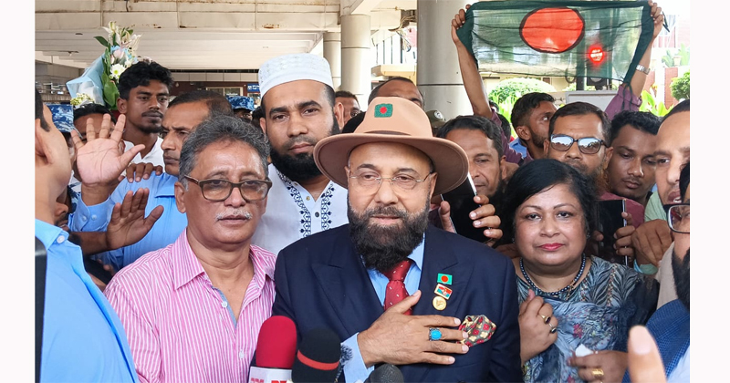 হযরত শাহজালাল আন্তর্জাতিক বিমানবন্দরে বিএনপি নেতৃবৃন্দ