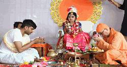 উৎসবমুখর পরিবেশে যশোরে কুমারী পূজা অনুষ্ঠিত