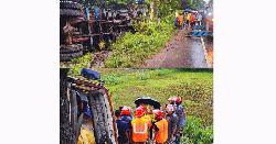 মীরসরাইয়ে নিয়ন্ত্রণ হারিয়ে ট্রাক উল্টে নিহত ১